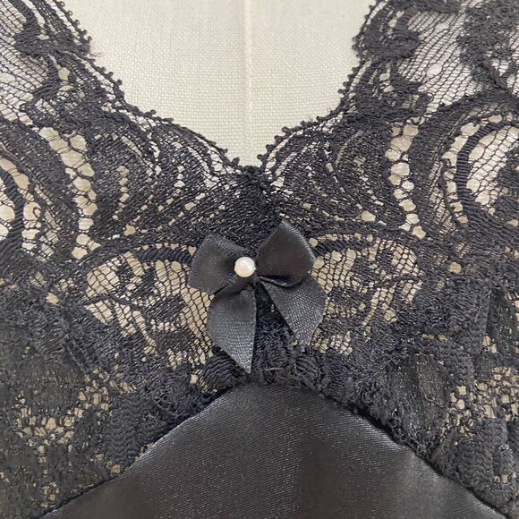 NWT Vintage 90s Wondermaid Black Satin Lace Bust Sexy Full Slip Dress Size 38 - Picture 5 of 12